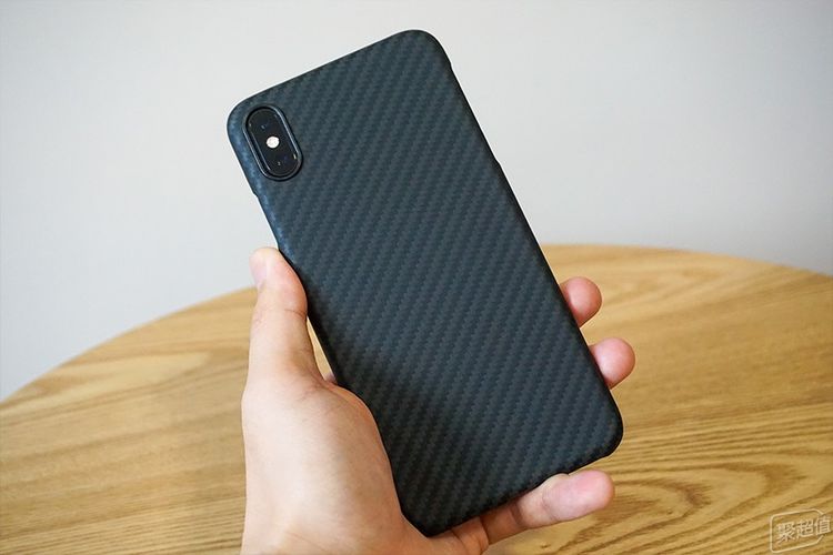 充电宝体验：行走的无线充办公室充电利器pg电子游戏网站Pitaka磁吸无线(图12)